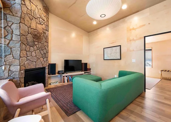 Modern Flagstaff Wood Forest Views * Mountainaire