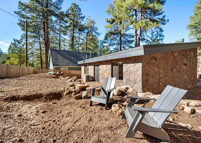 Modern Flagstaff Wood Forest Views
