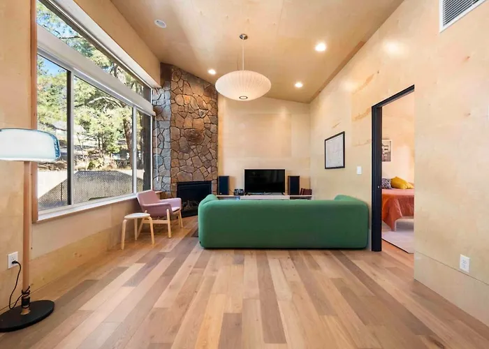 Holiday home Modern Flagstaff Wood Forest Views