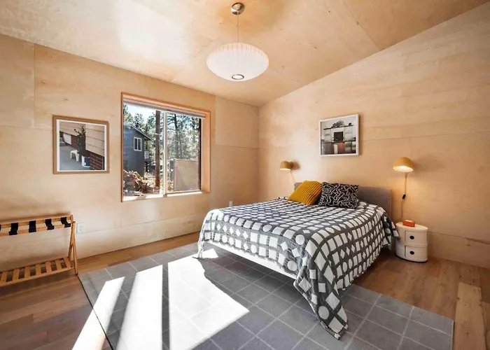 Modern Flagstaff Wood Forest Views * Mountainaire
