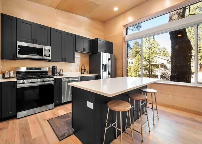 Modern Flagstaff Wood Forest Views * Mountainaire